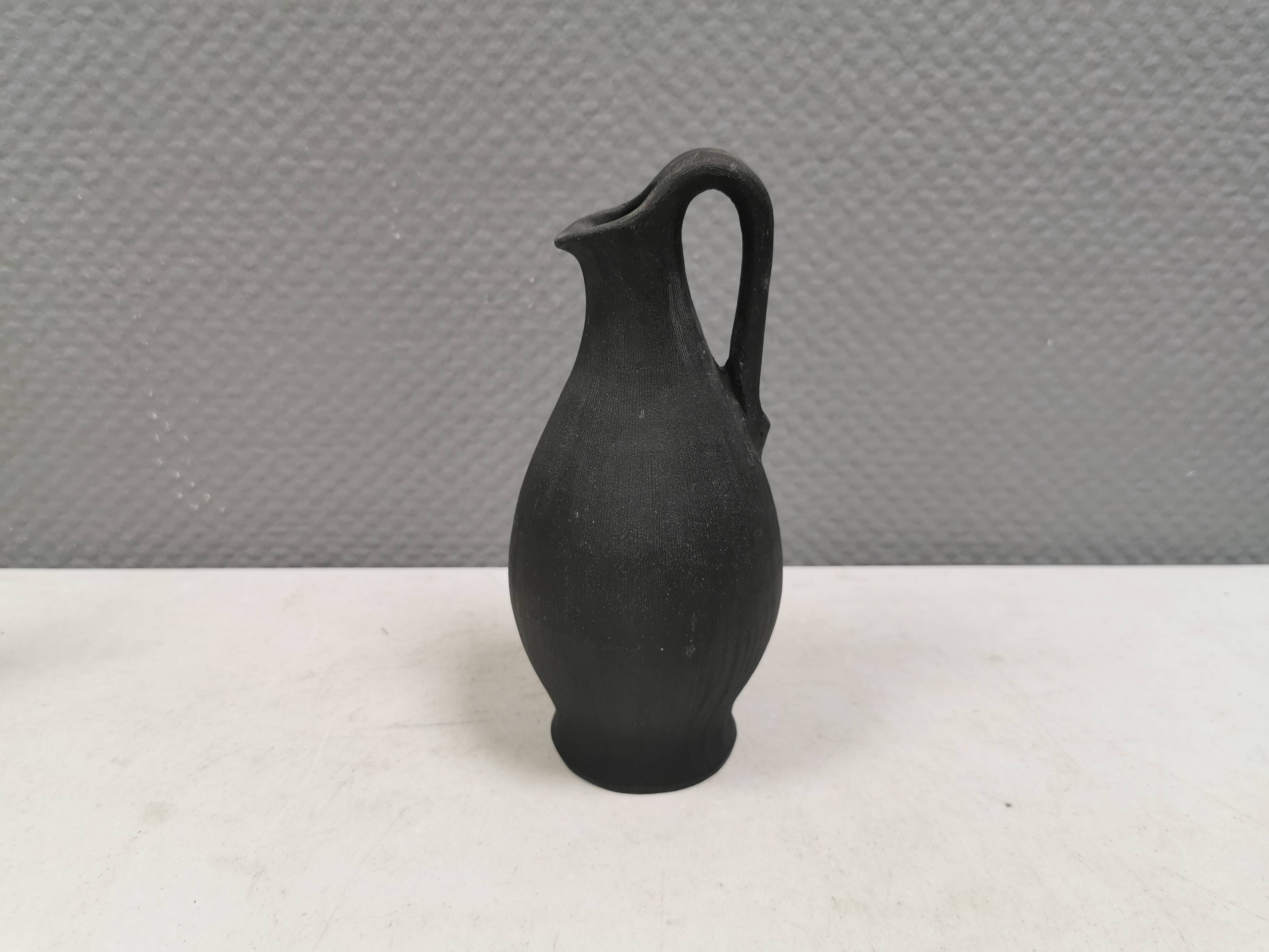 Ceramic jug from the Danish brand Dagnæs Ceramics, dating from the 1950-60s