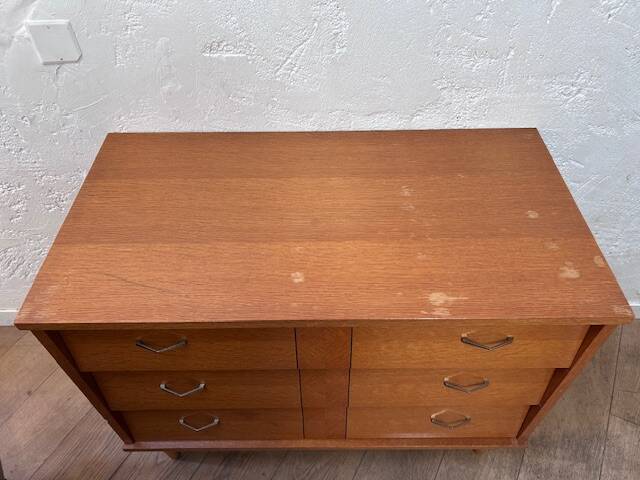Vintage 1960s chest of drawers