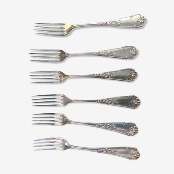 silver metal cutlery