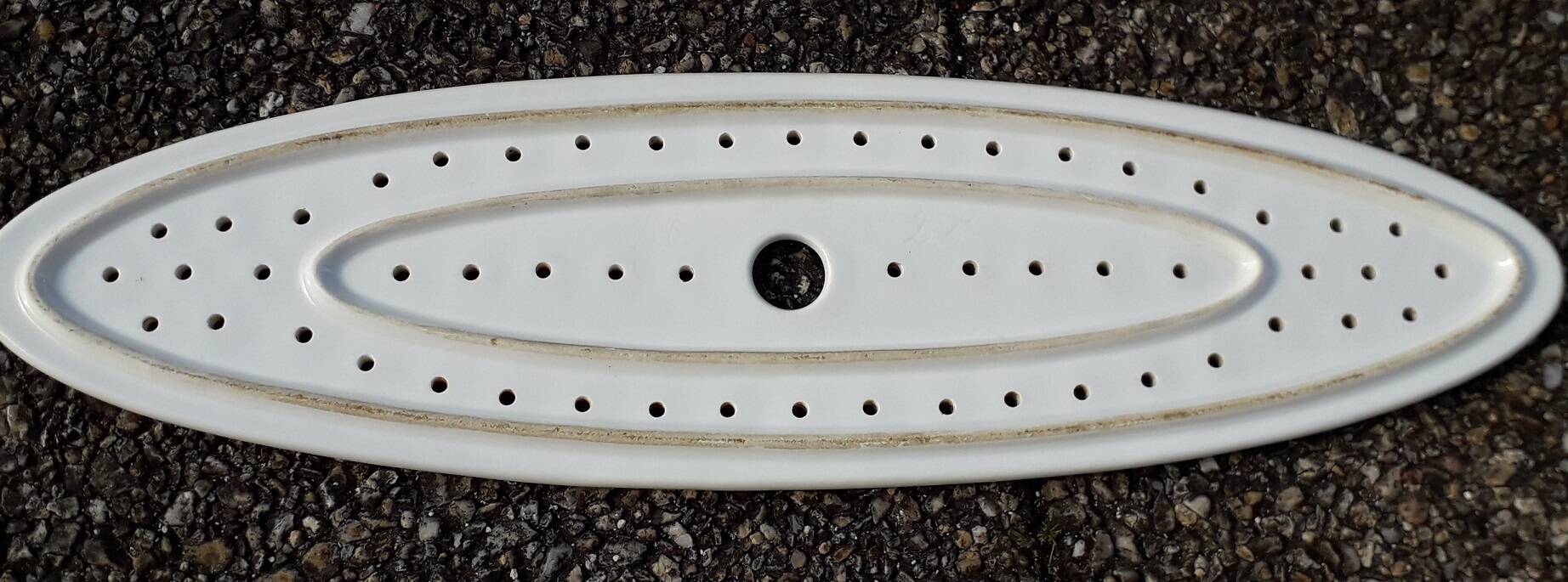 Plat à poisson en porcelaine