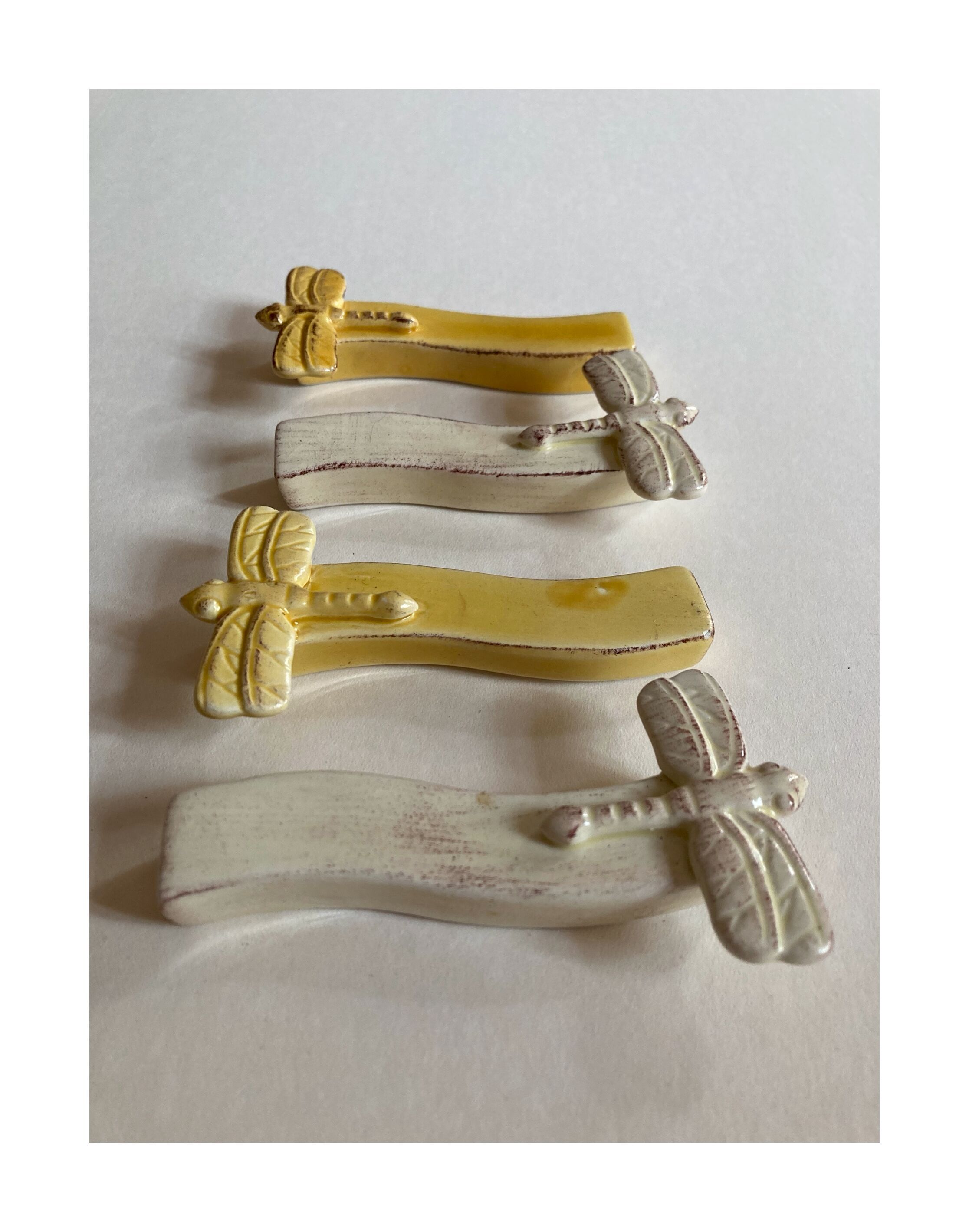 Ceramic knife holder