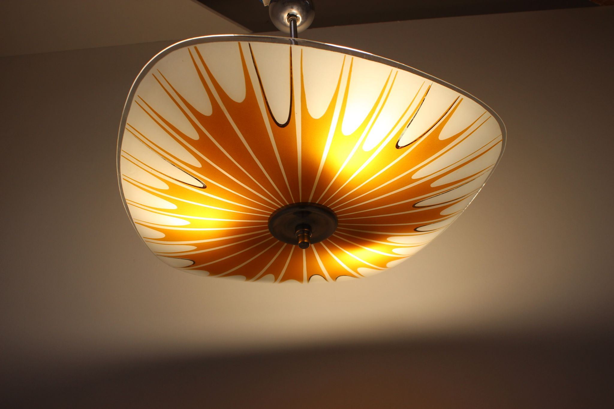Suspension par Napako, années 1960