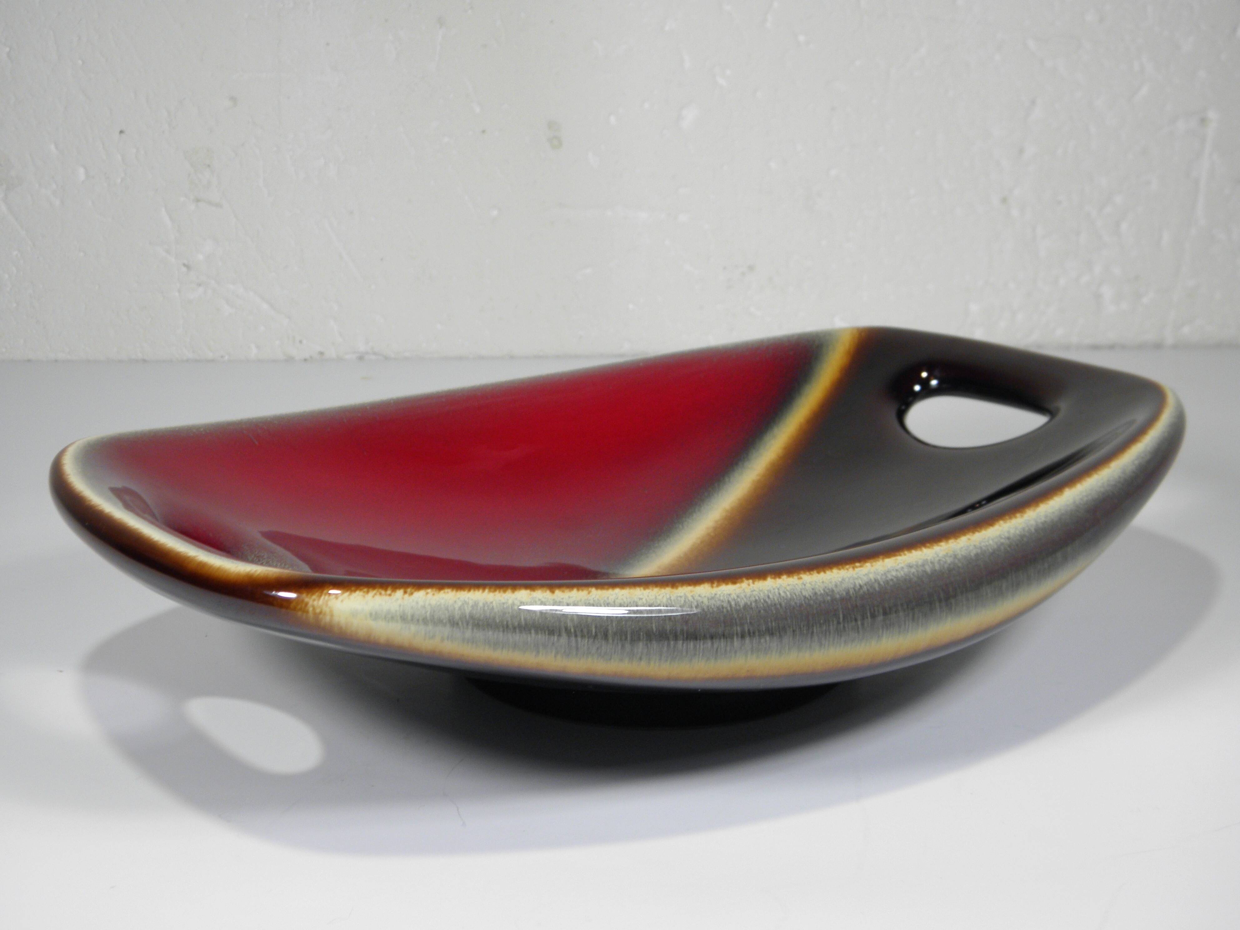 Ceramic fruit bowl from the 1960s