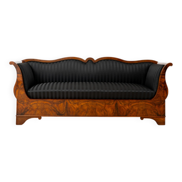 Exceptional 19th Century Biedermeier Walnut Sofa, circa 1850
