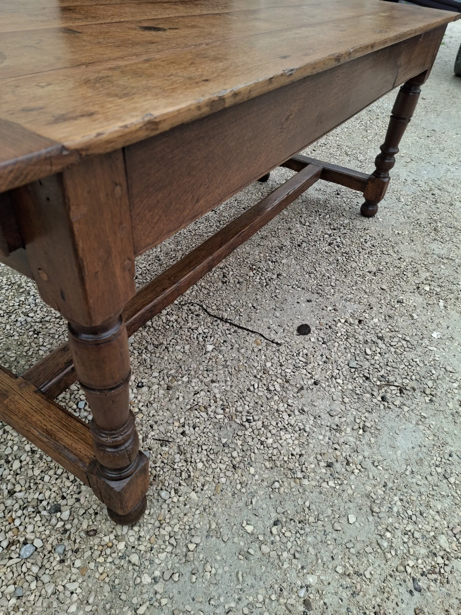 Rustic Burgundy farmhouse table from the 18th century in solid oak.