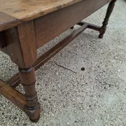 Rustic Burgundy farmhouse table from the 18th century in solid oak.