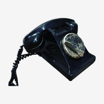 Black vintage phone PTT 1940