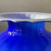 Grand vase boule Murano en pâte de verre bicolore