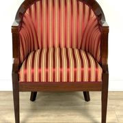 Elegant classic style armchair for the living room, walnut veneer and finished