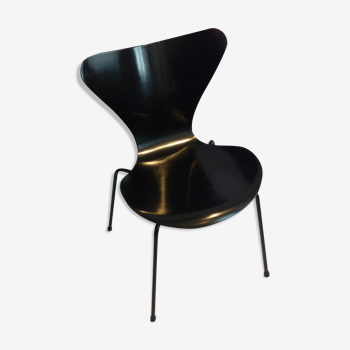 Chaise modèle 3107 d'Arne Jacobsen