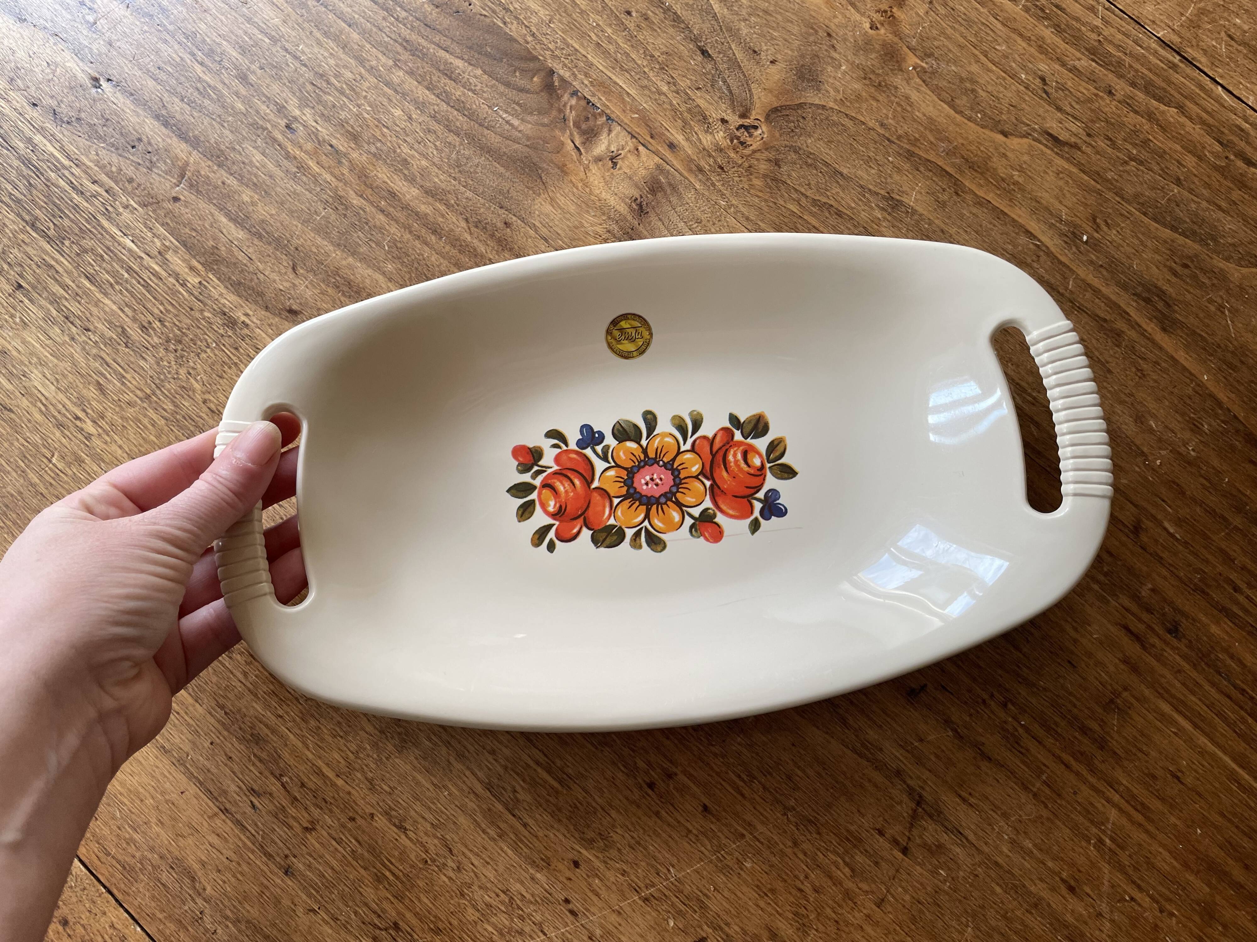 Fruit dish or bread basket, vintage, retro