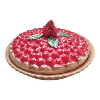Plat à tarte barbotine motif fraises