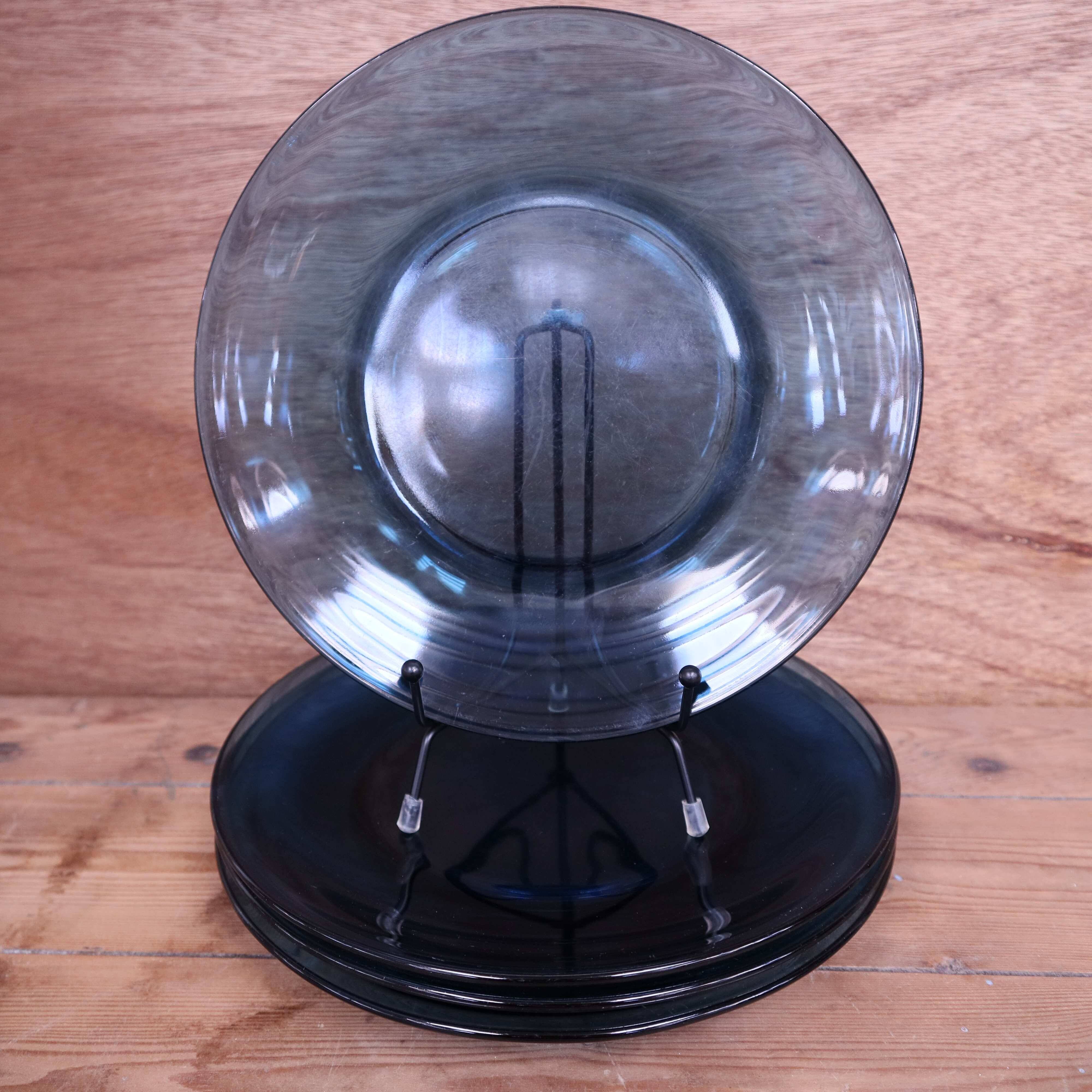 4 vintage blue tempered glass dinner plates Vereco France