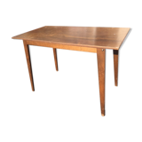Stella room table