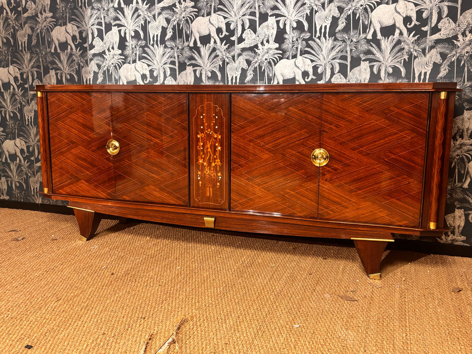 Enfilade Art Deco by Leleu from the 1940s.