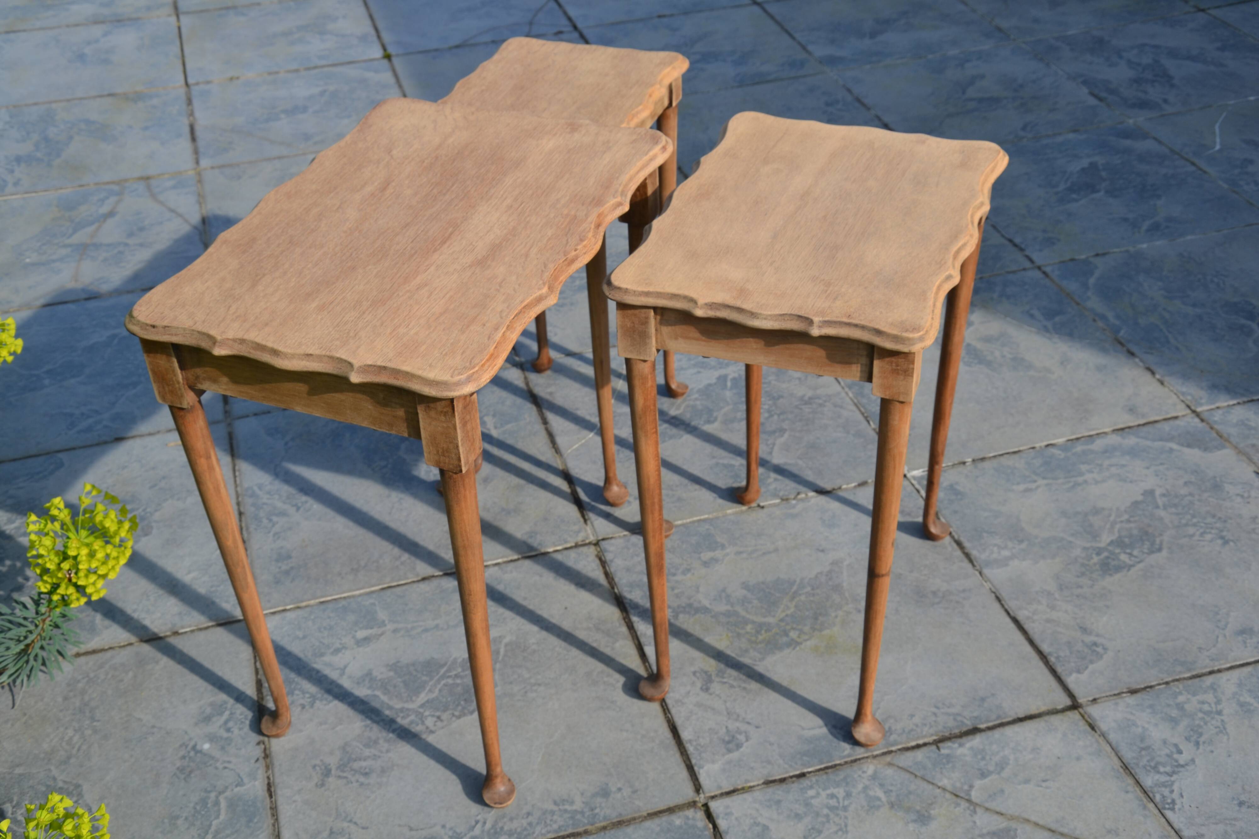 Nesting tables in oak from the 1930s.