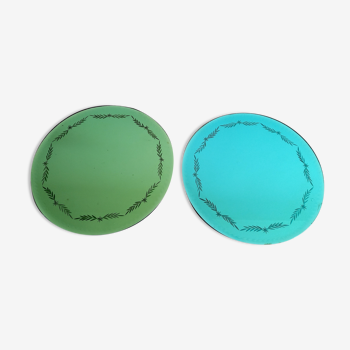 2 mirrors engraved and scalloped green and blue