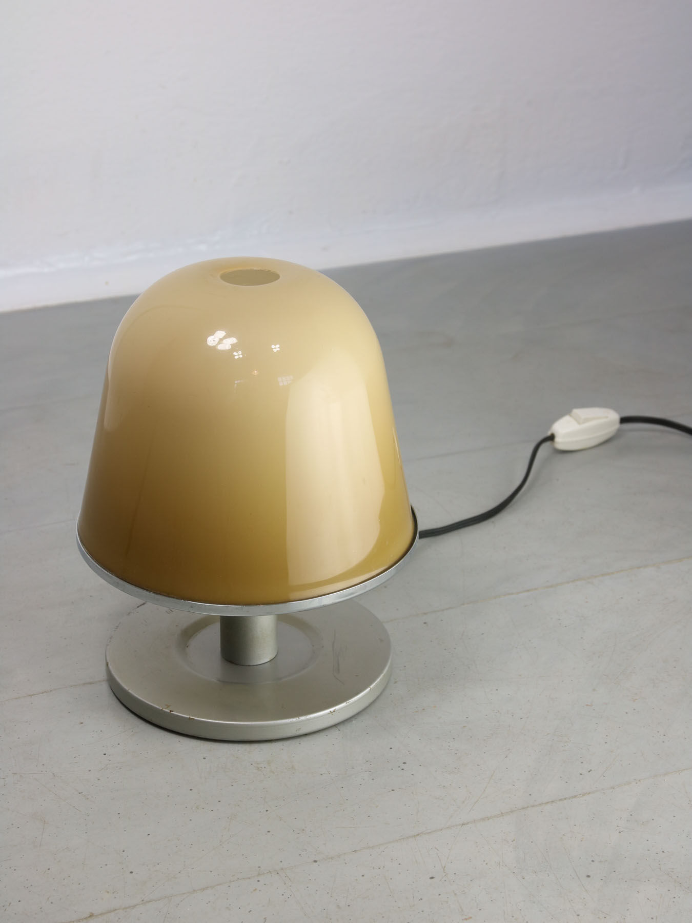 Vintaga Kuala Table Lamp by Franco Bresciani from Guzzini