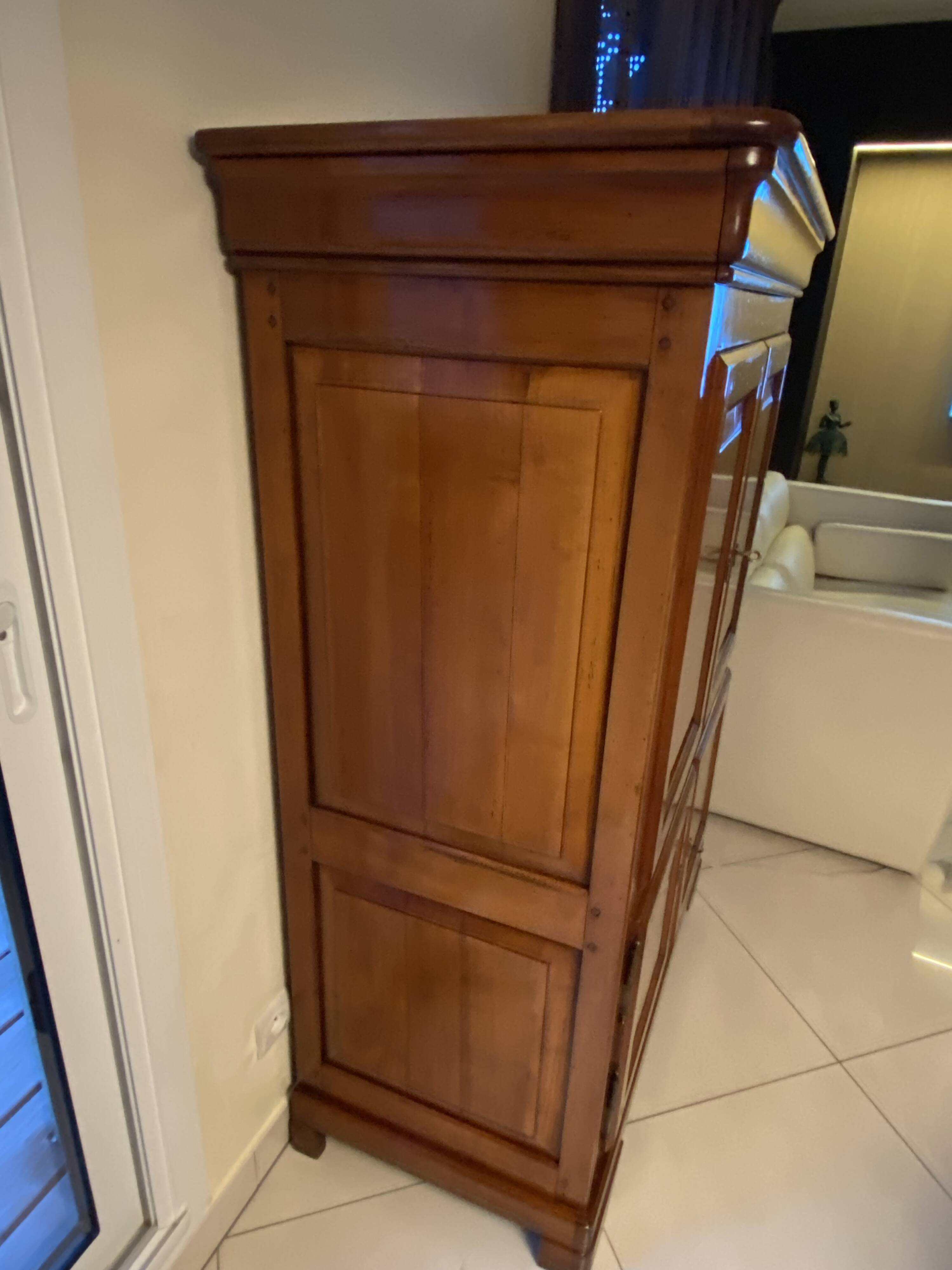 ROCHE BOBOIS TV cabinet