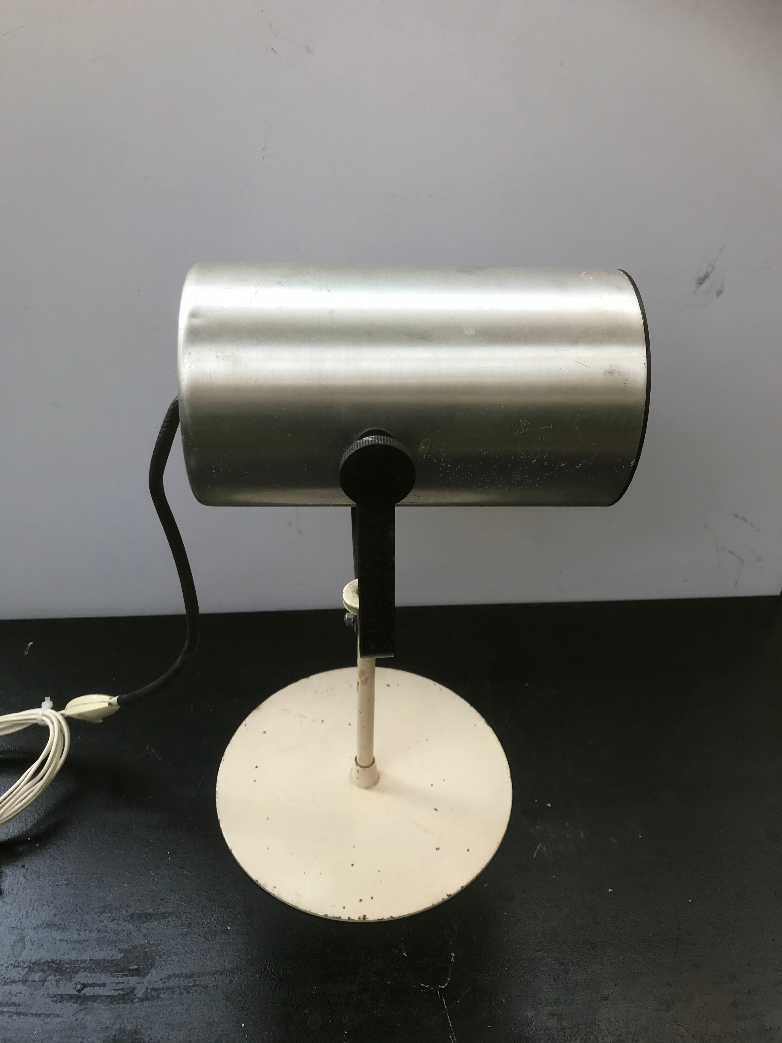Lampe de bureau industrielle