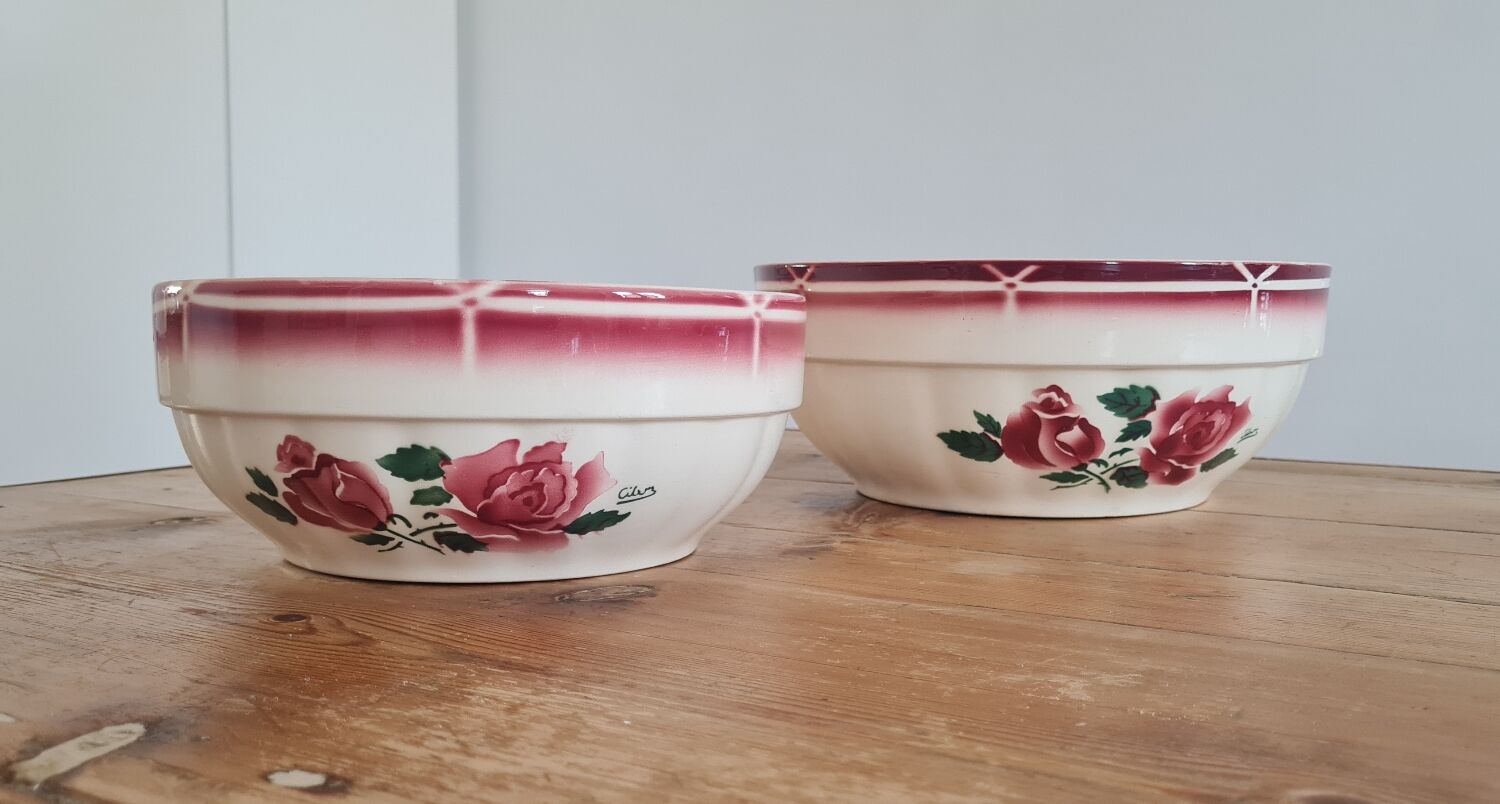Pair of vintage earthenware salad bowls