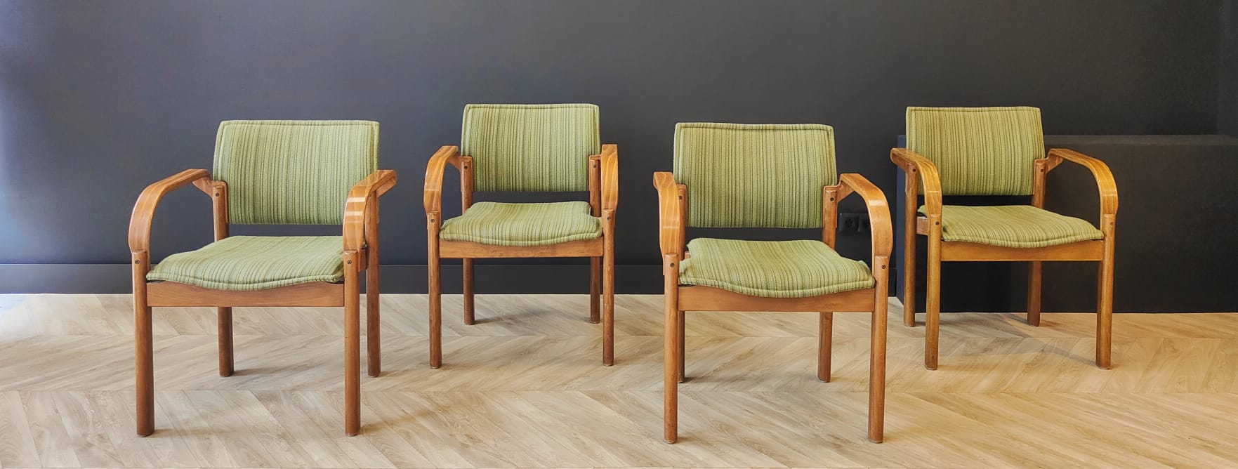 Four mid century armchairs vintage - set of 4 chairs