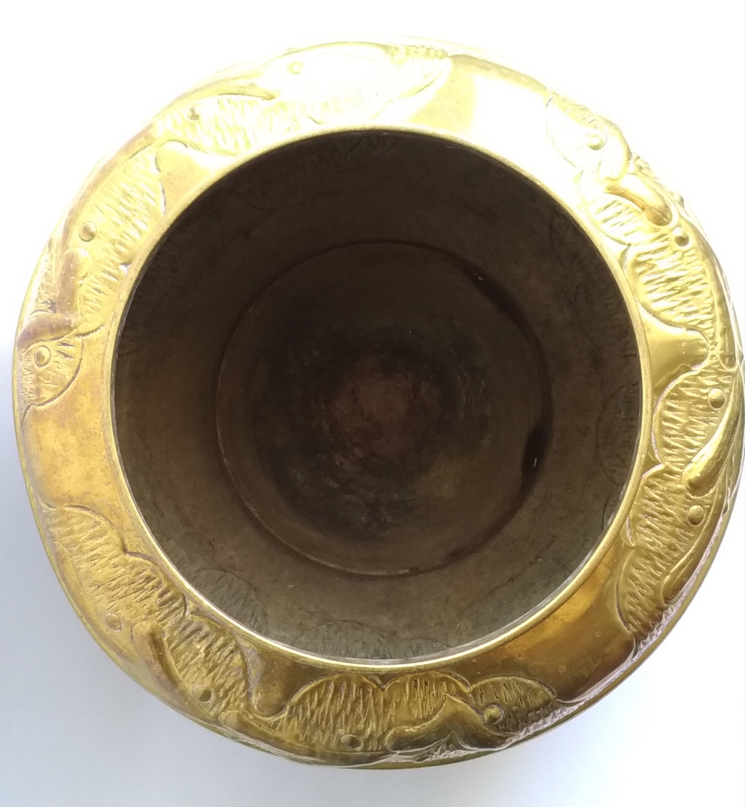 Large brass pot cover 29cm x 21cm vintage