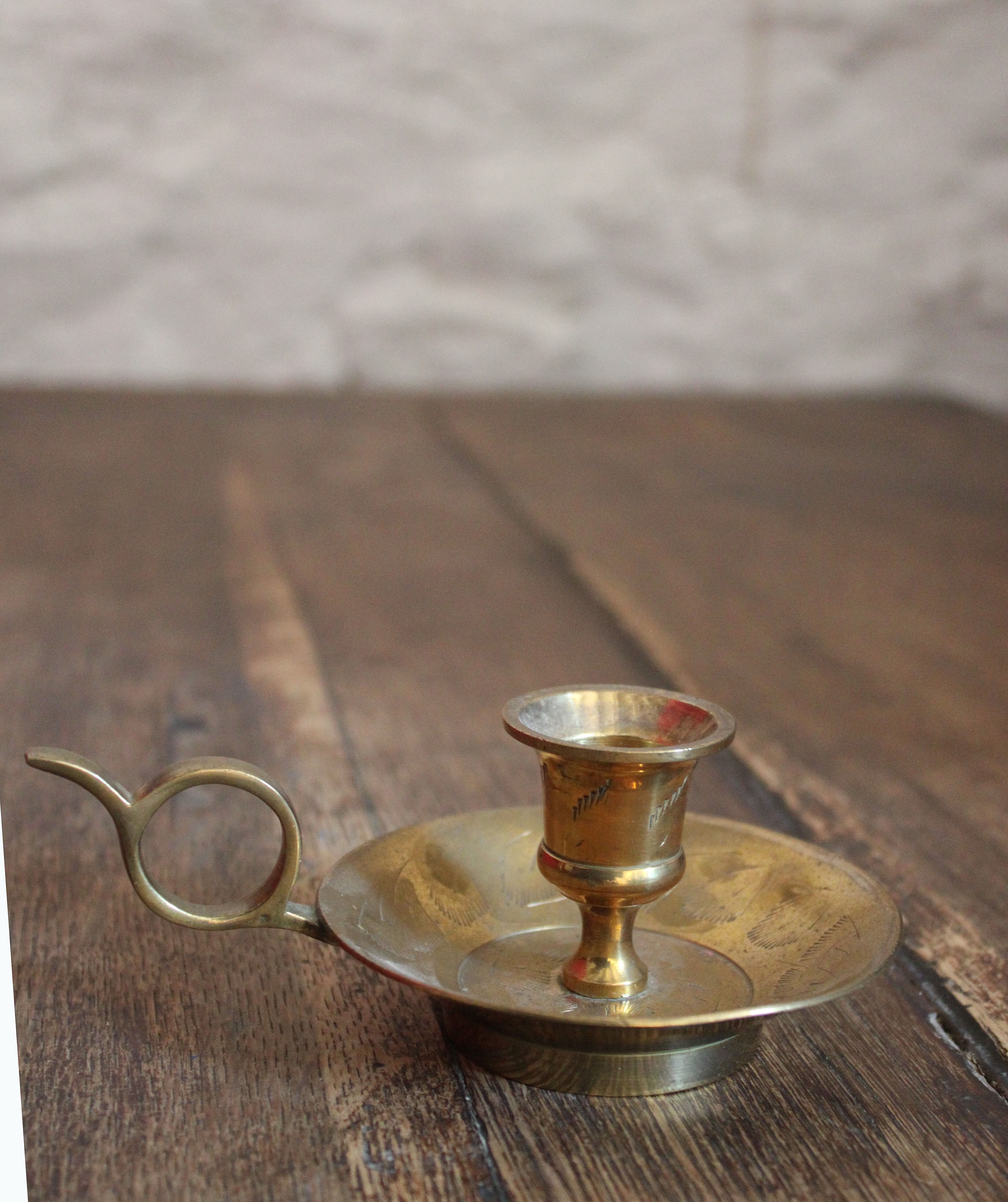 Oak farm table with 2 drawers