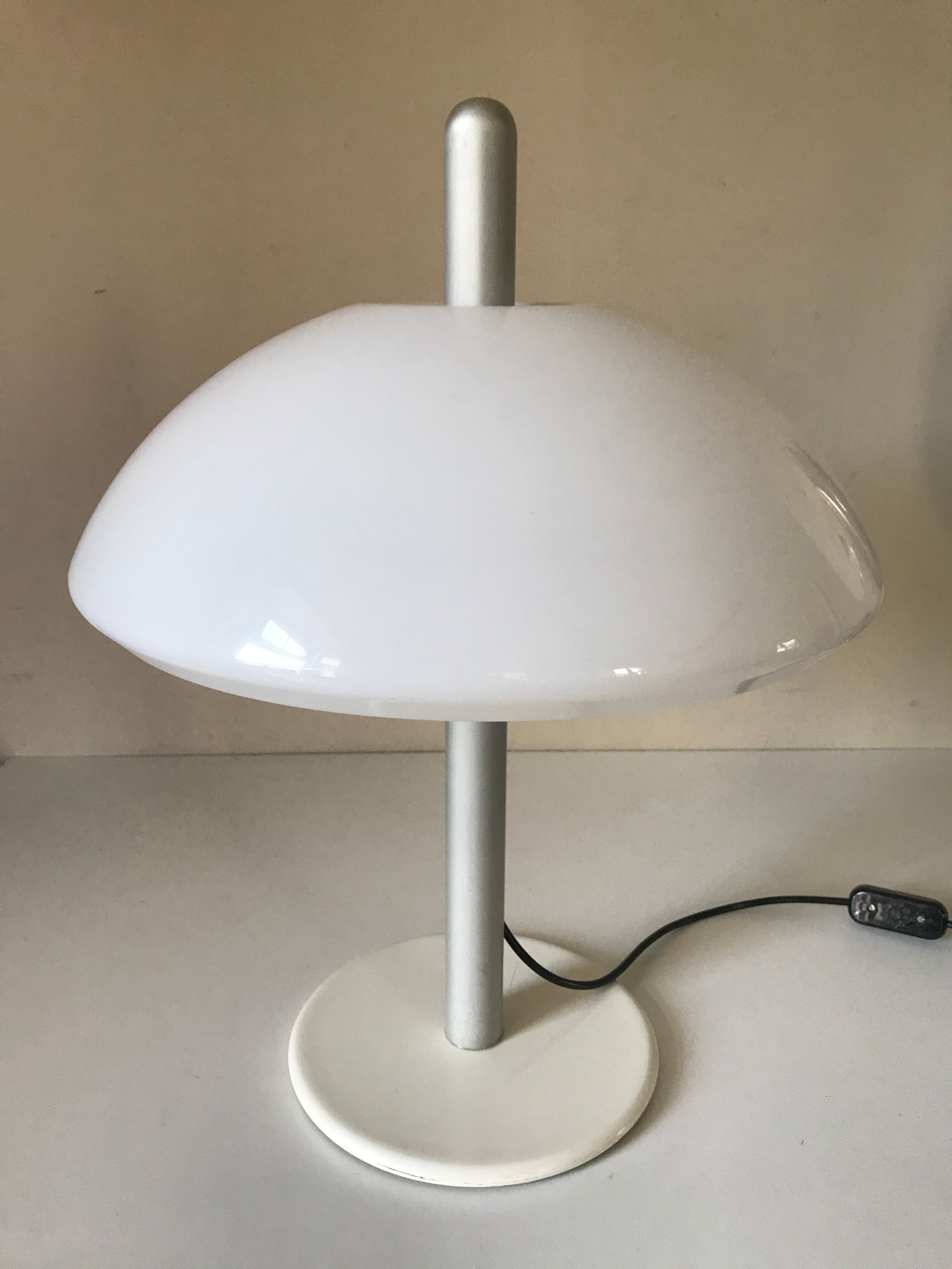 Guzzini lamp vintage design 70-80s