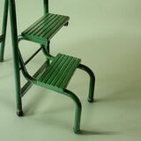 Vintage stepladder in green painted wood and steel