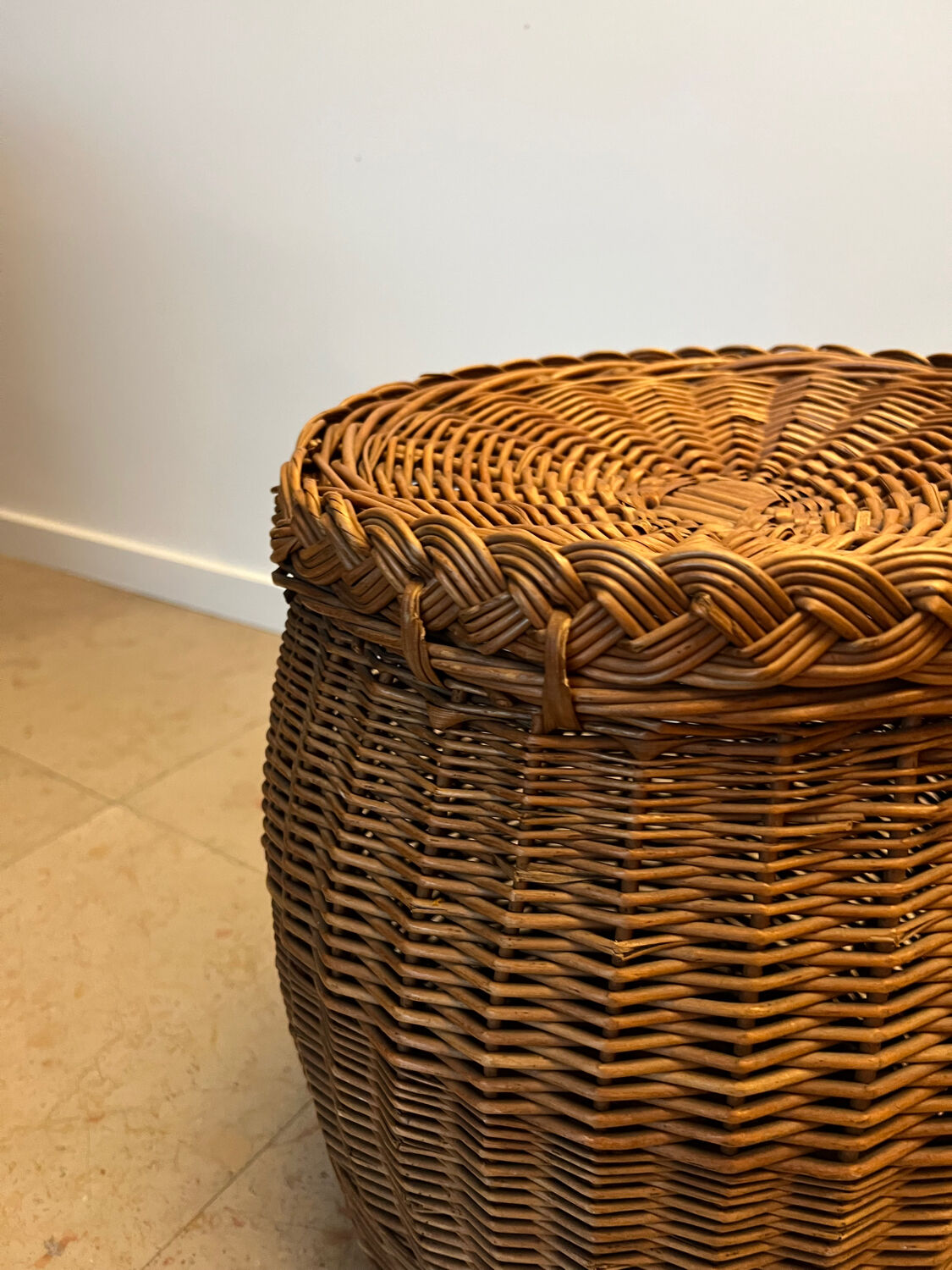 Basket stool wicker box
