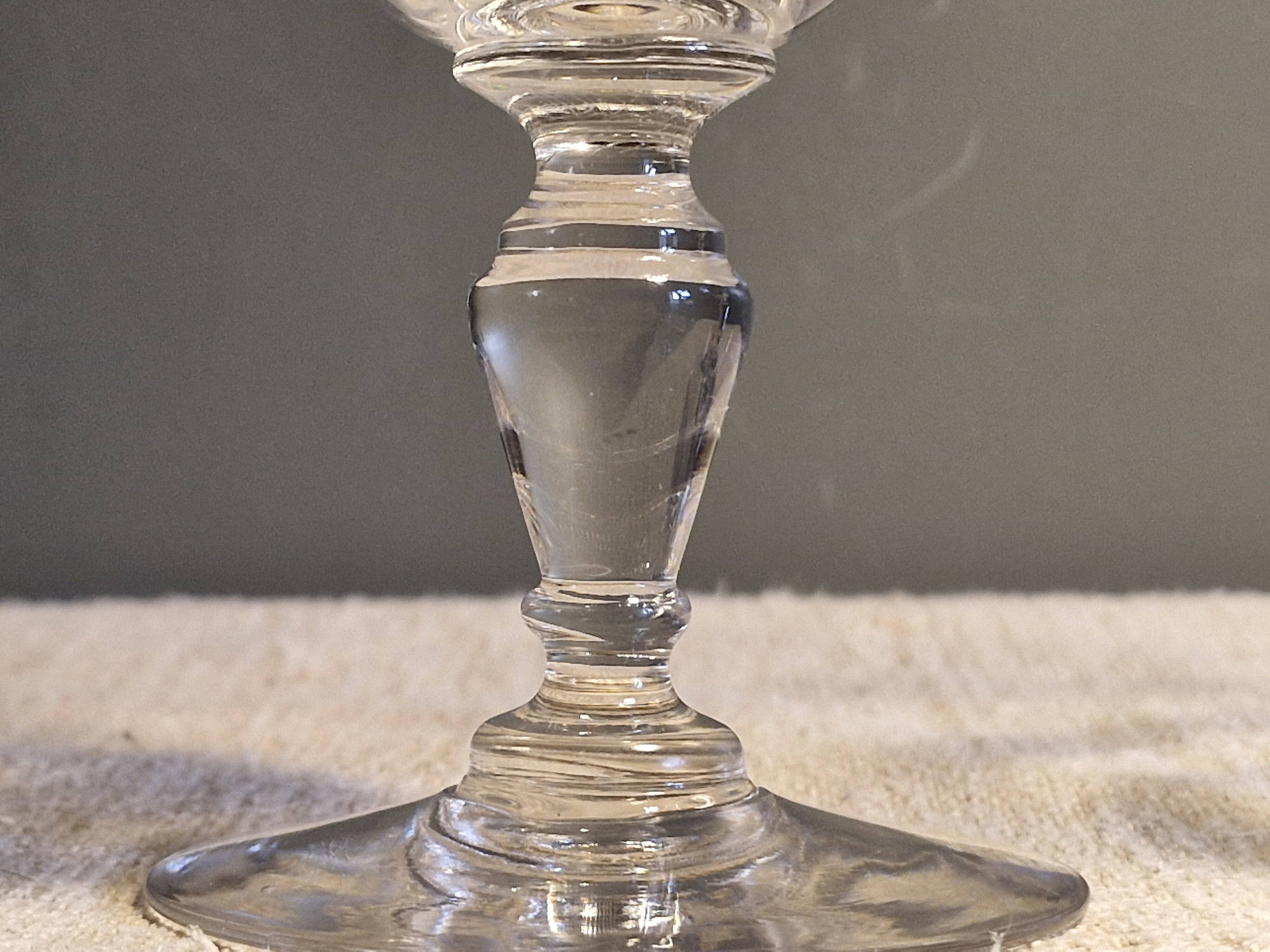 2 Verres a eau/Vin anciens à fines cotes - Cristal de Baccarat