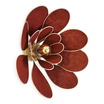 Flower wall light made of rattan and terracotta linen petals