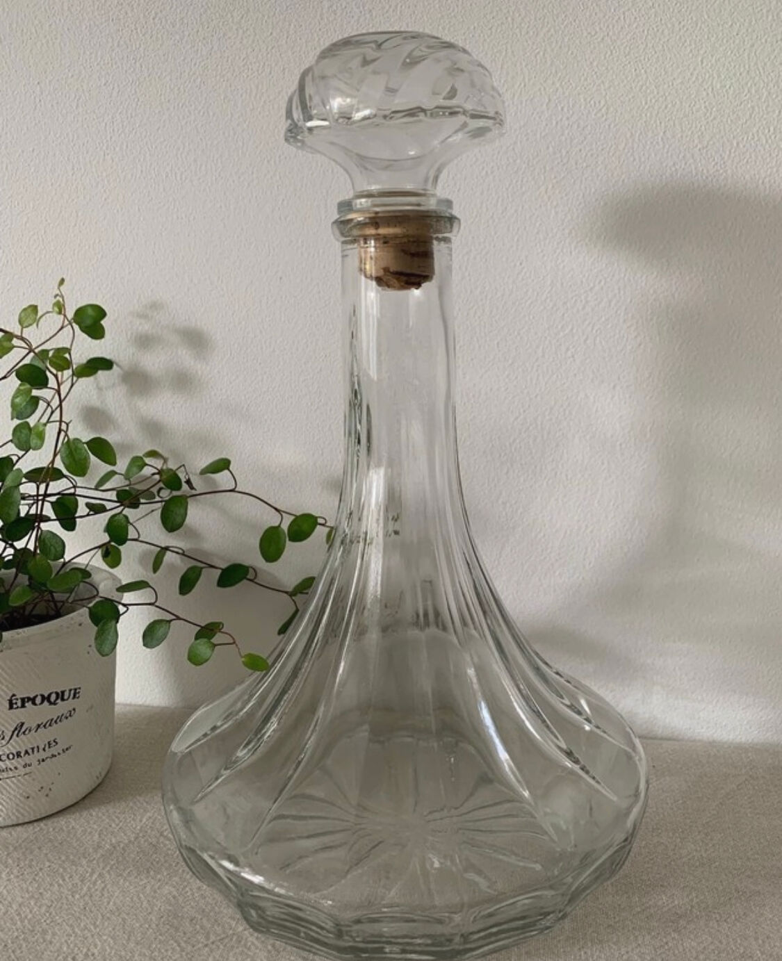 Glass decanter