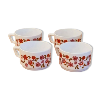 Lot de 4 tasses Arcopal modèle Scania