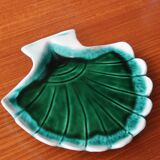 Empty pocket ceramic shell shape