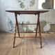 Table pliante imitation bambou