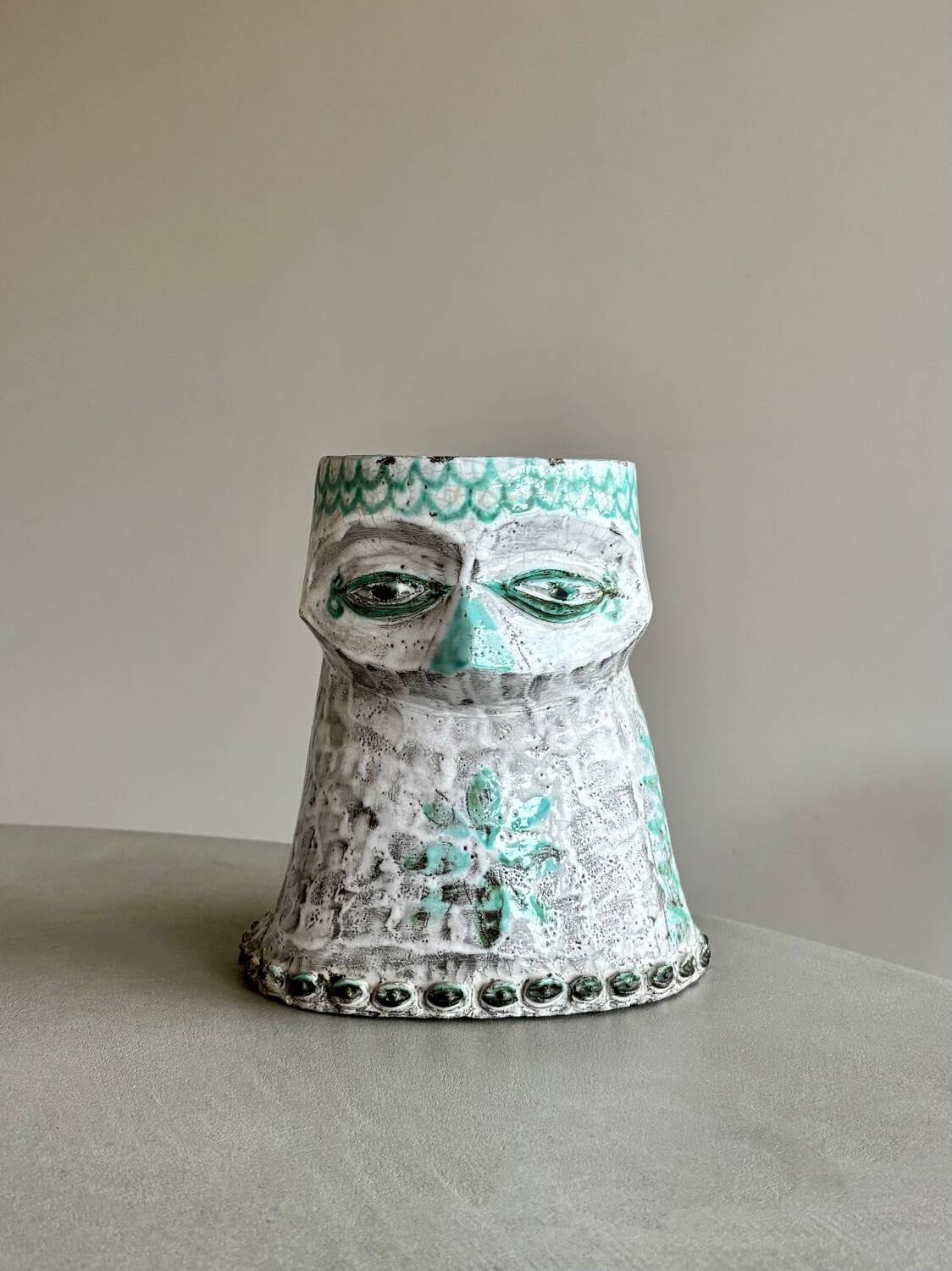 Glazed ceramic owl – Totem sculpture