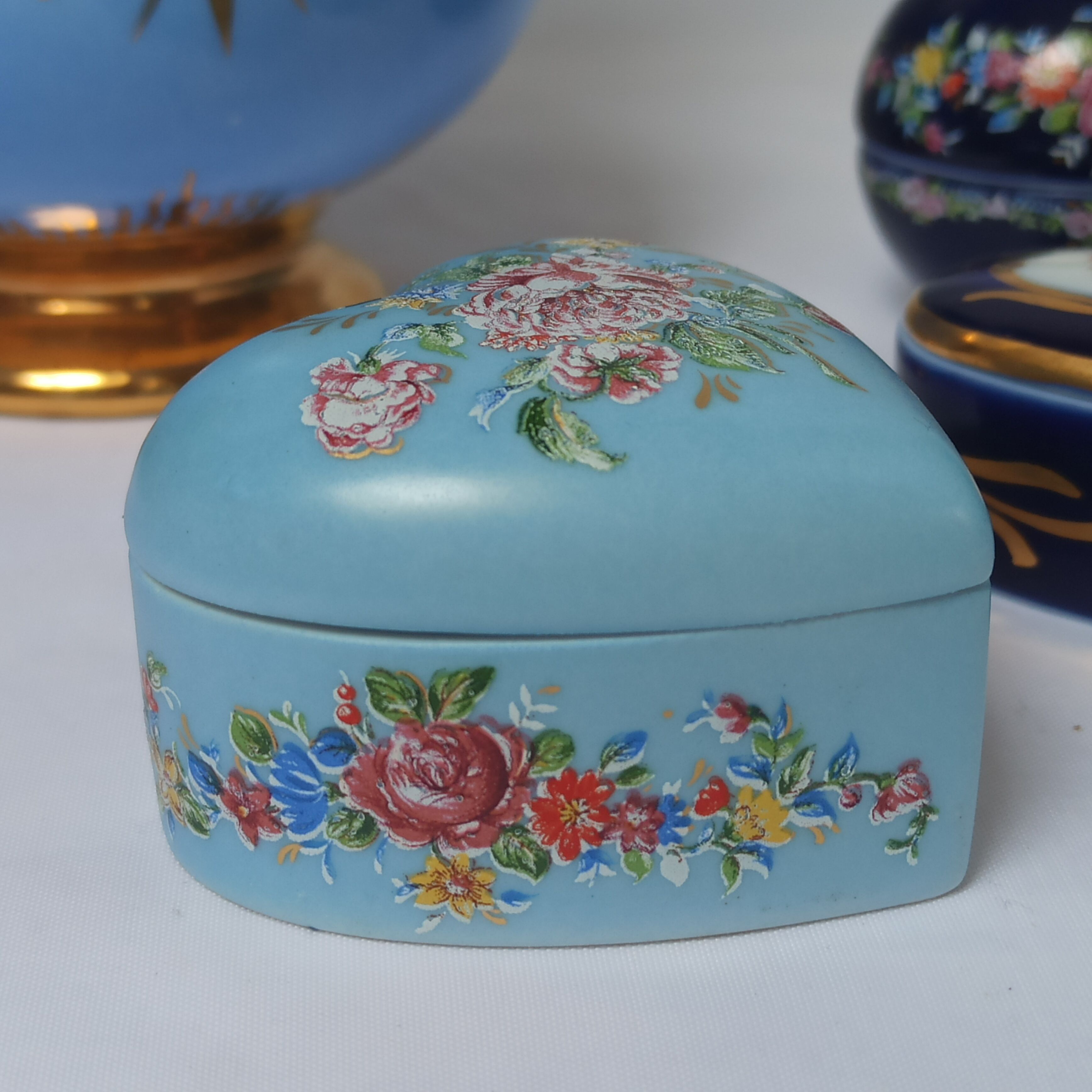 Vintage Limoges porcelain heart box