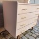Commode scandinave rose