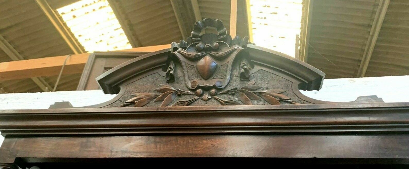 Napoleon III style coat rack in solid walnut XX century