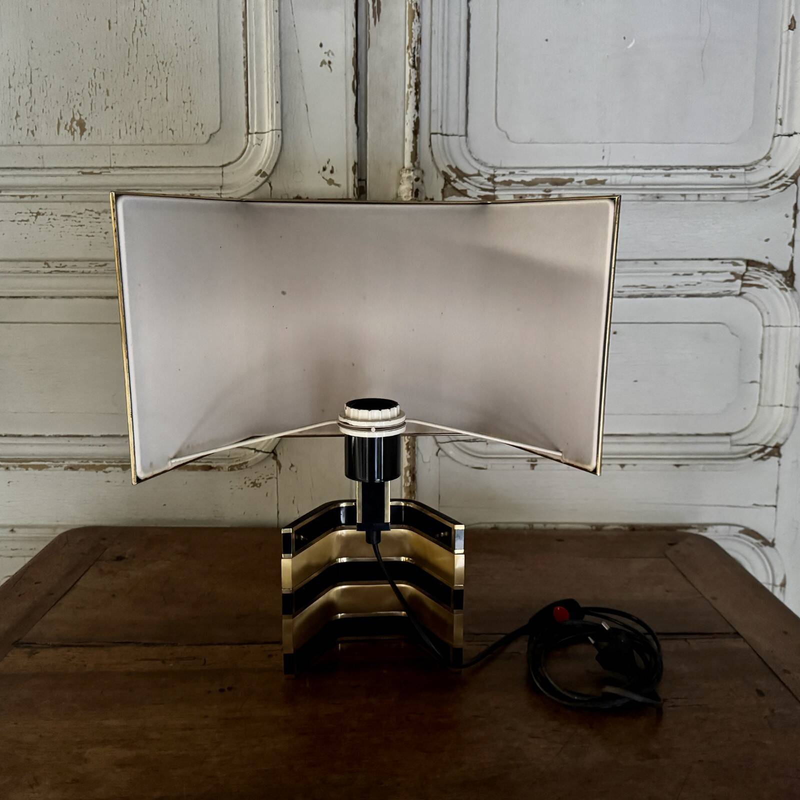 Lampe italienne Romeo Rega en laiton et laque XXe