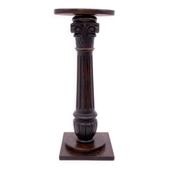 Piédestal - colonne, début du XXe siècle, Europe occidentale.
