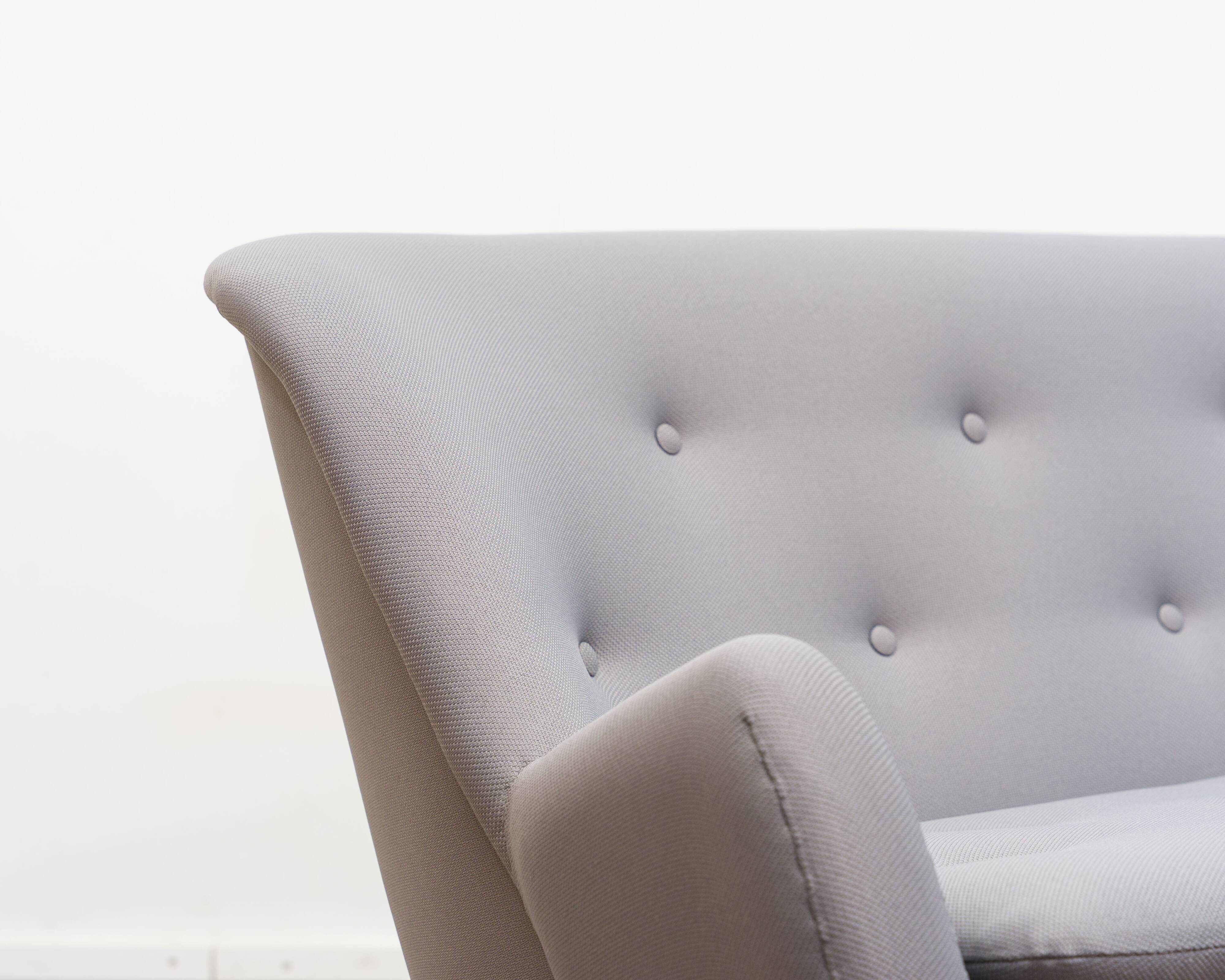 2.5-seater cocktail sofa, 1950s. Professionally restored.