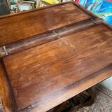 Table de style espagnol en bois sculpté et fer forgé