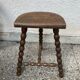 Half-moon pearl tripod stool