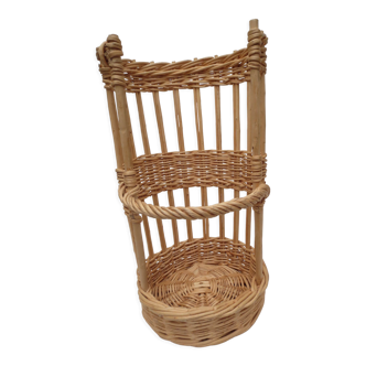 Braided wicker umbrella holder