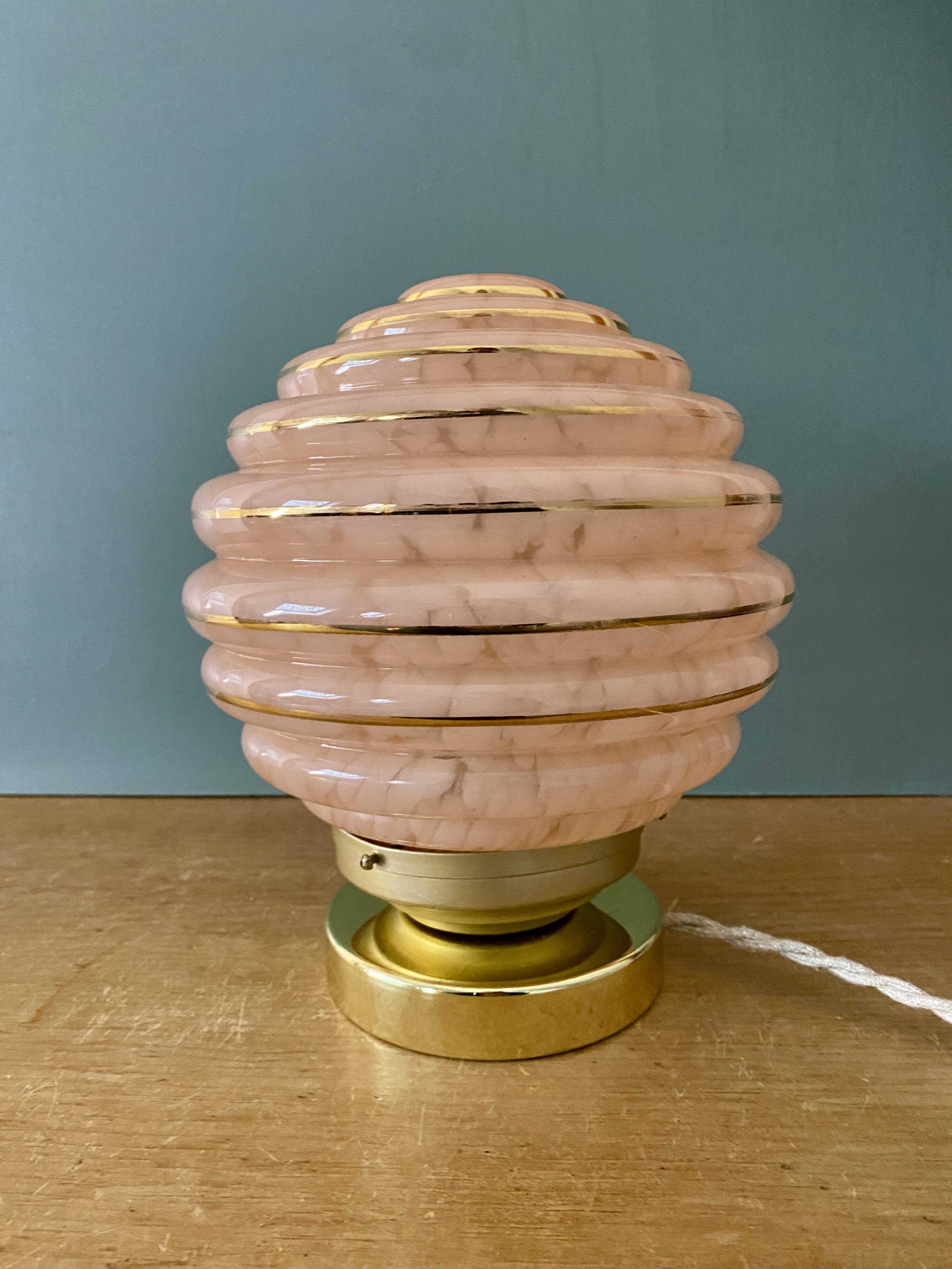 Vintage art deco globe table lamp in pink and gold Clichy glass