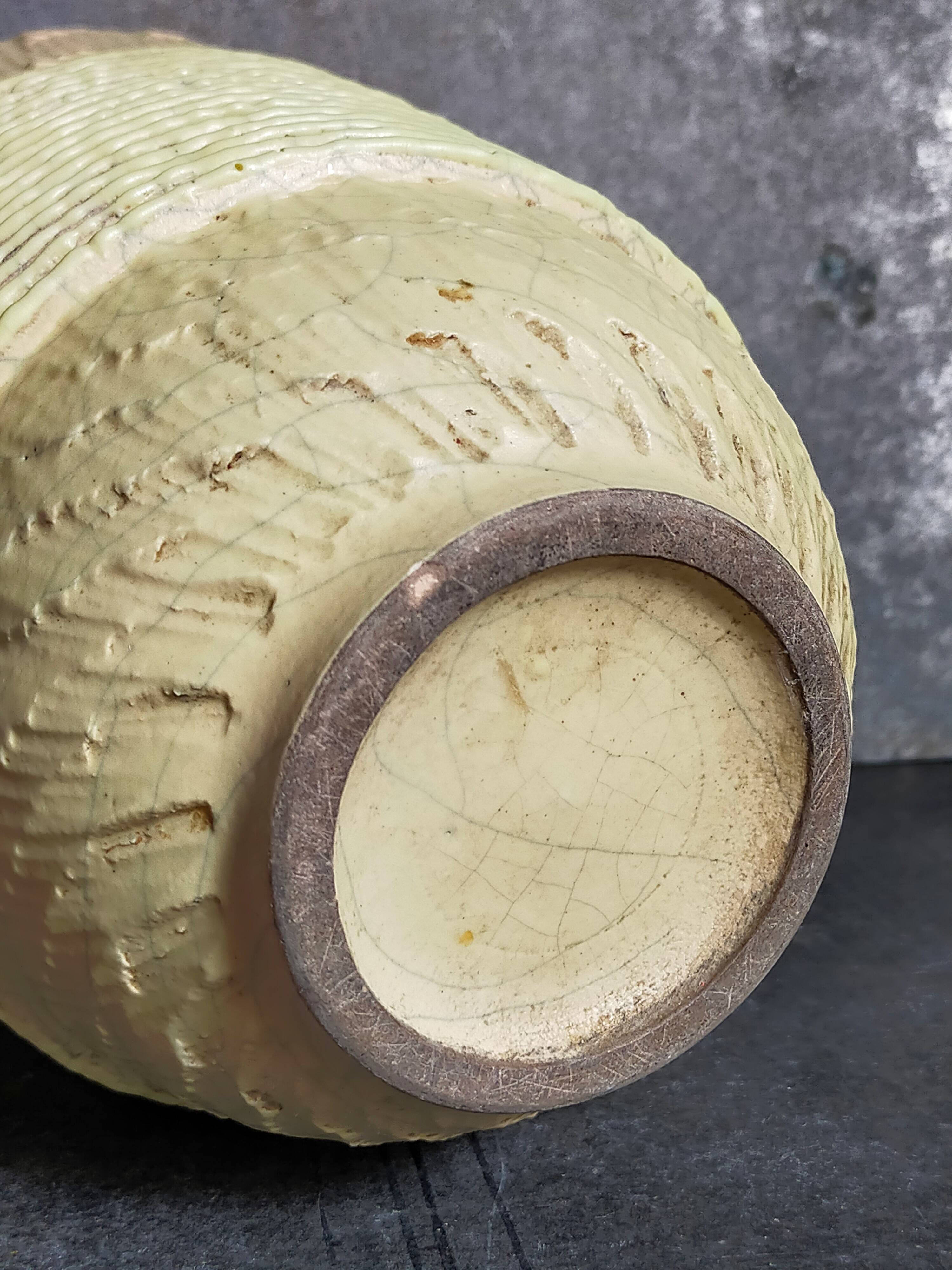 French Art-Deco ceramic vase cracked vanilla