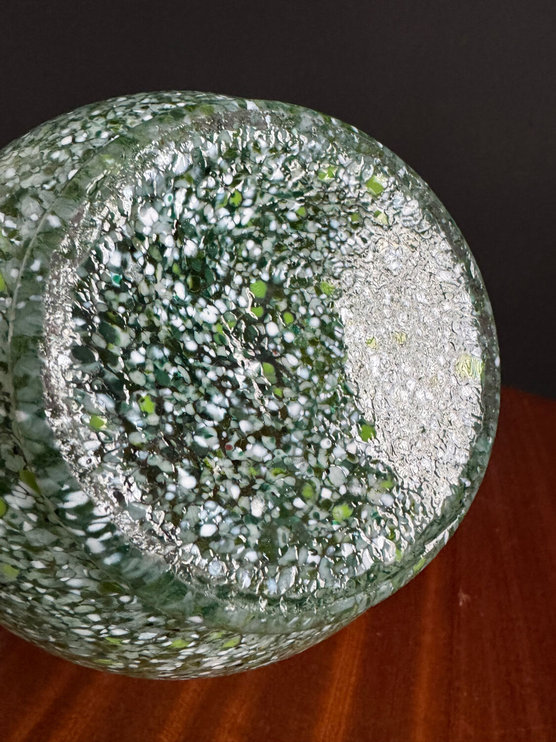 Round Murano glass vase antique